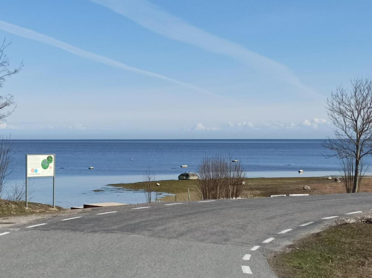 Meie Hiiumaa Majutus Kaerdlas Экстерьер фото